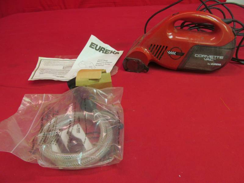 lot 20 image: Corvette vac