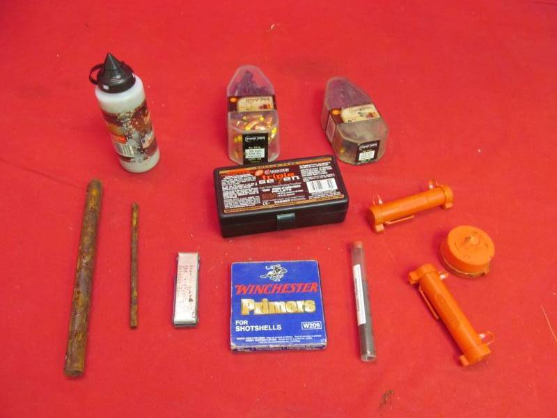 lot 24 image: Muzzle loader equipment