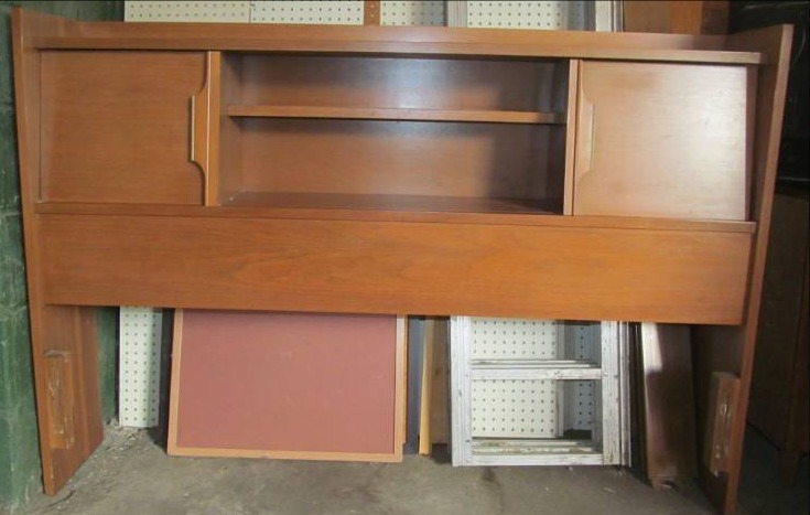 lot 107 image: 4 piece bed room set