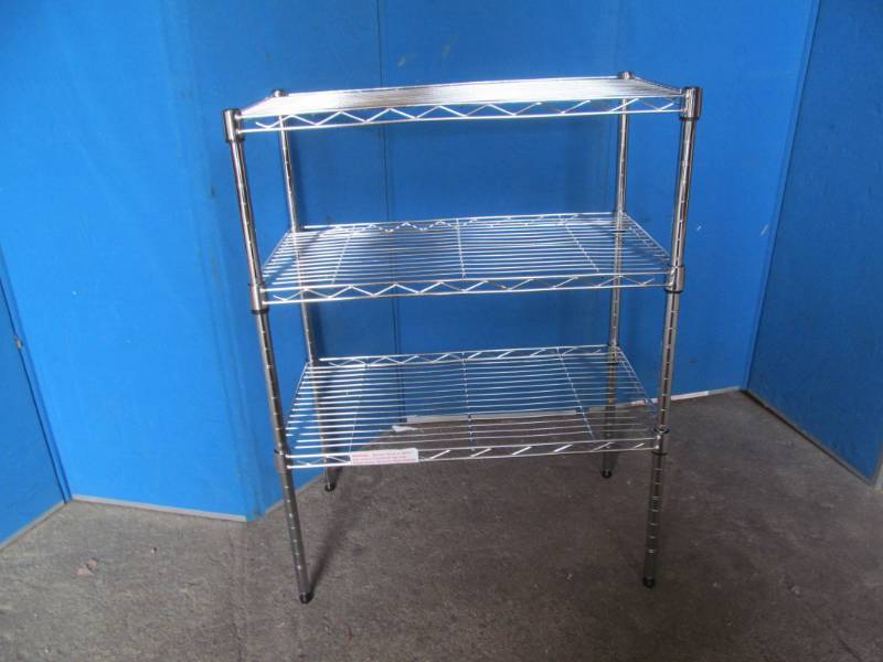 lot 114 image: wire rack shelf