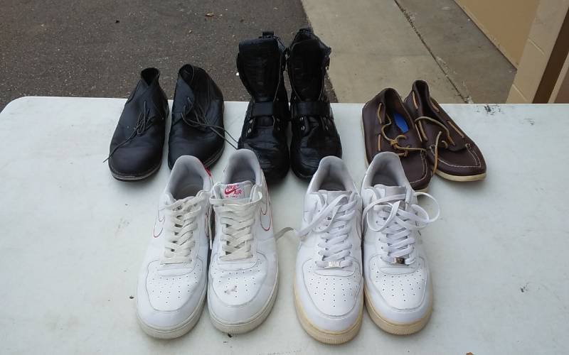lot 17 image: 5-Pair Mens Shoes Size 10,  10-12