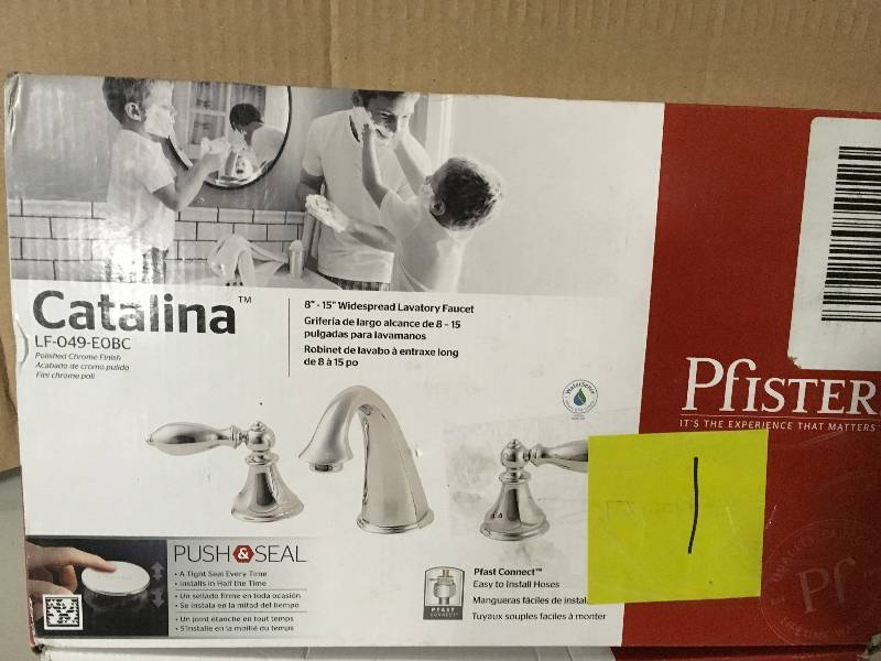 Pfister Catalina 8 in. Widespread 2-Handle Bathroom Faucet in Polished Chrome not used