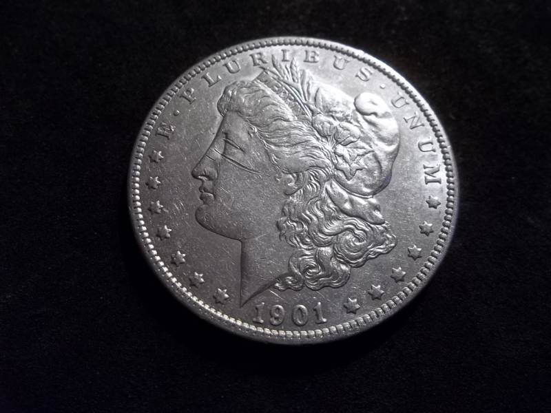 lot 27 image: 1901 O Morgan Silver Dollar