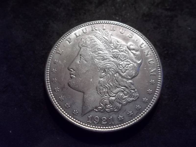lot 29 image: 1921 D  Morgan Silver Dollar
