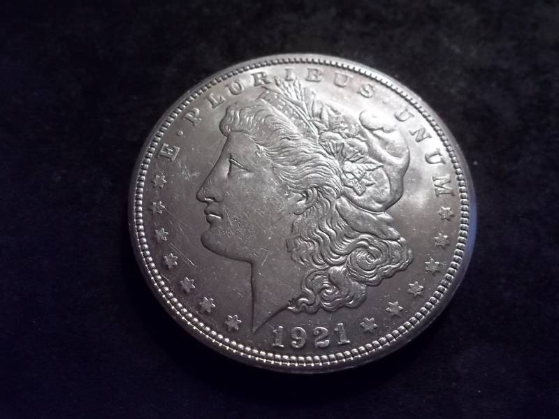 lot 30 image: 1921 S Morgan Silver Dollar