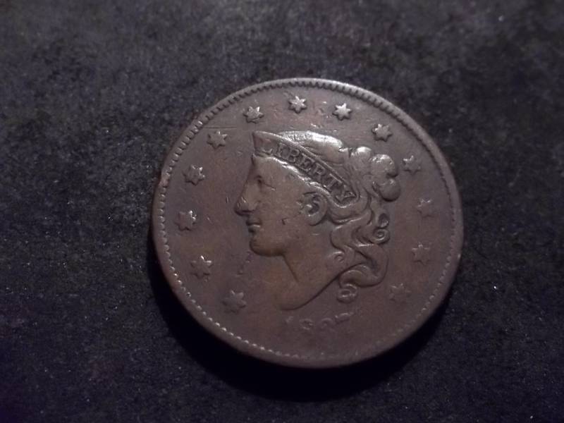 lot 124 image: 1837 Large Cent Plain Cord Medium Letters