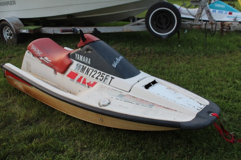 lot 2801 image: 1989 Yamaha Wave Runner