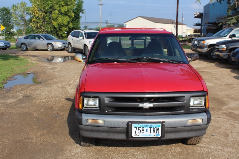 lot 2814 image: 1994 Chevrolet S10
