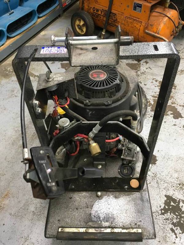 lot 46 image: Pioneer Eclipse Mean Machine 28 Propane Buffer missing handle, not tested however was used with in 5 month.