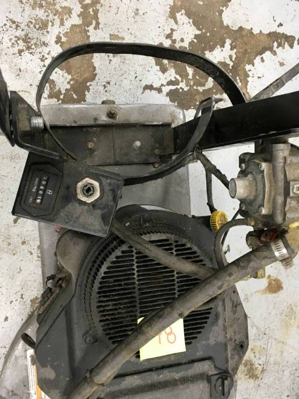 lot 48 image: PBU 27KBCAT Propane Burnisher - Untested