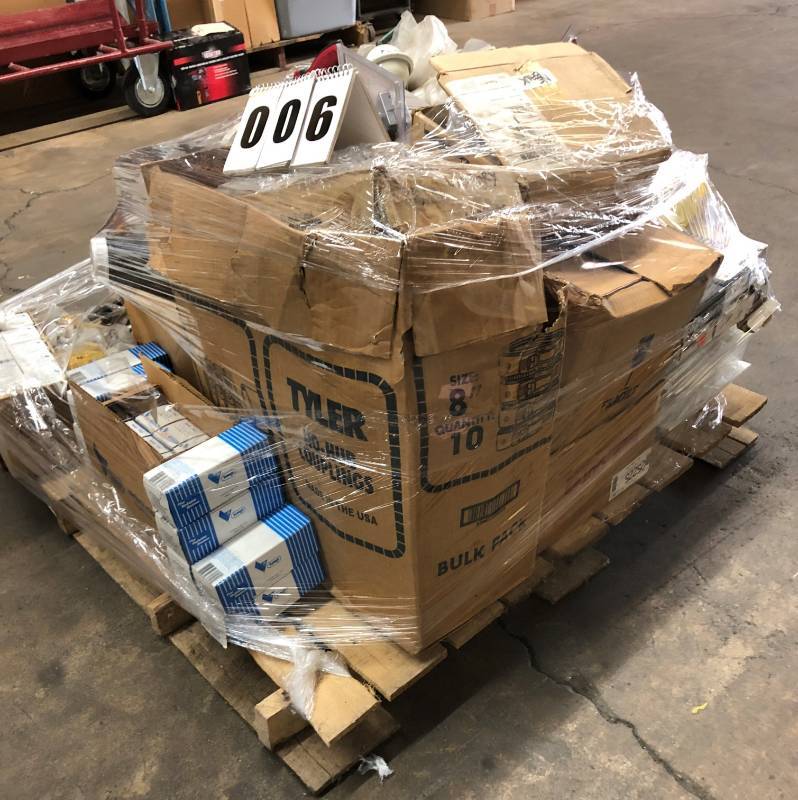 lot 6 image: Plumbing Supply Pallet