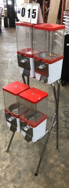 lot 15 image: Vintage Vending Machine