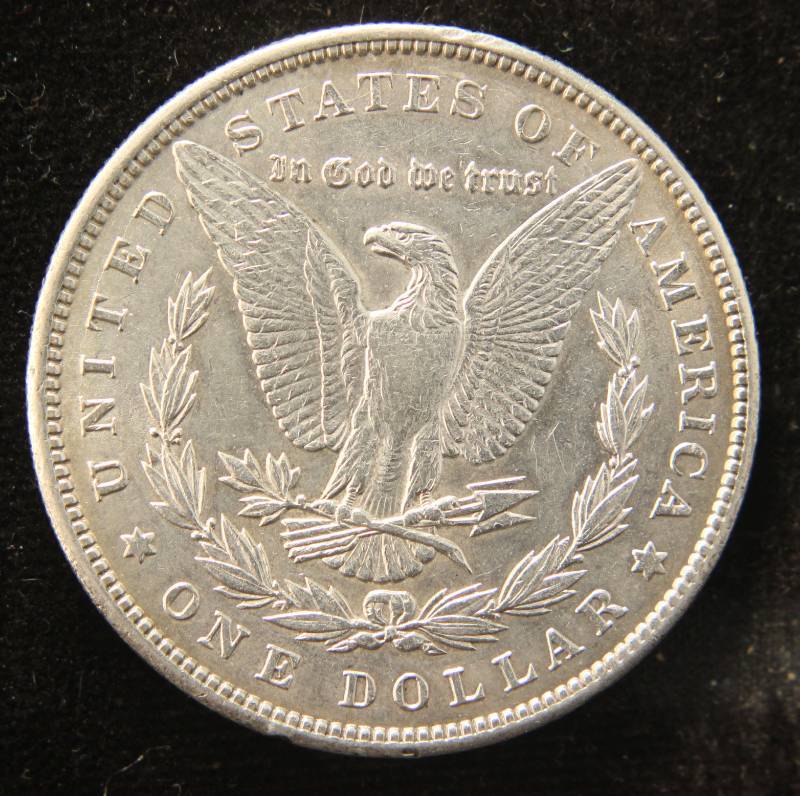 lot 70 image: 1900 MORGAN SILVER DOLLAR AU