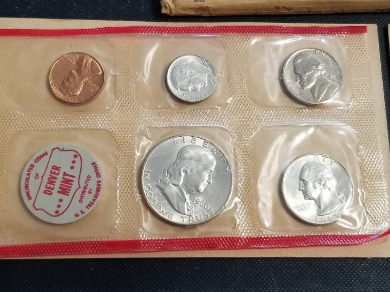lot 10-A image: 1960 US MINT SET P & D COINS IN ORIGINAL MINT PACKAGING