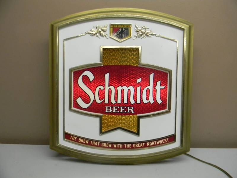 lot 12 image: VINTAGE SCHMIDT BEER MOTION SIGN IN GOOD WORKING CONDITION - SEE PICTURES
