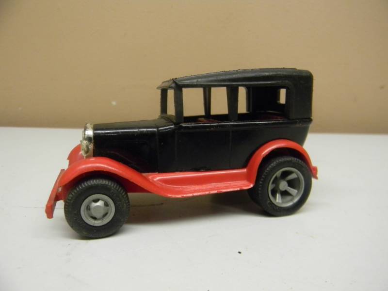 lot 38 image: VINTAGE TONKA COUPE CAR - RARE - SEE PICTURES