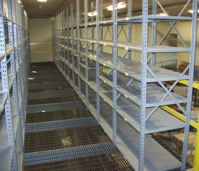 lot 2 image: Lyon, Metal Shelving  Rack Shelving  Racks