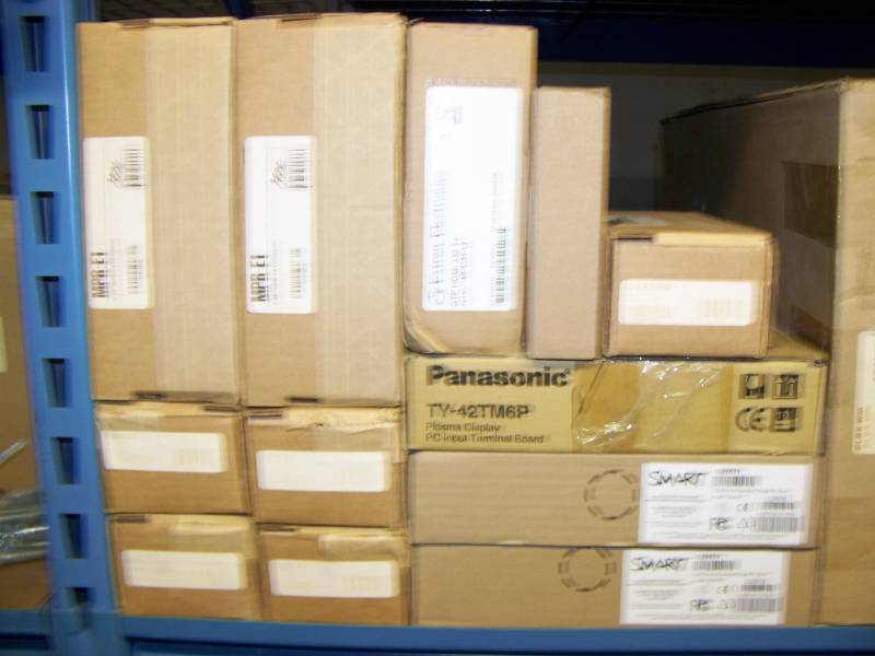 lot 35 image: (LARGE LOT - 8 wide shelf) Miscellaneous Audio  Video Items and Accessories