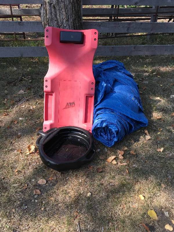 lot 413 image: Creeper, Oil Pan, Tarp