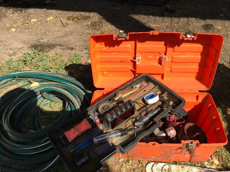 lot 438 image: Tool Box