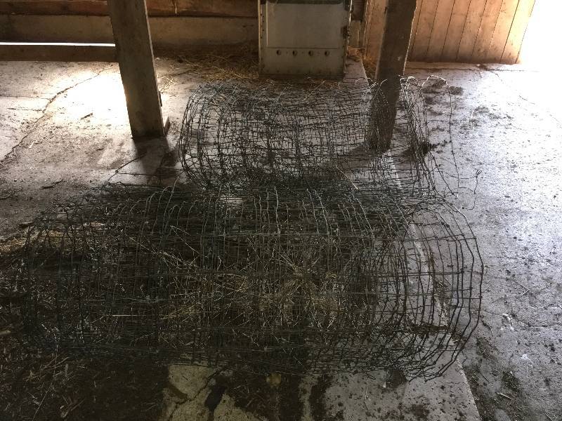 lot 460 image: Two Rolls Of Chicken Wire
