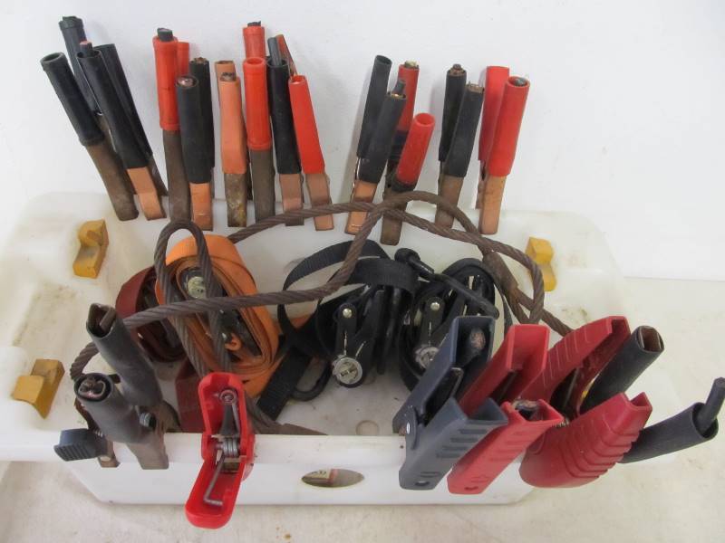 lot 14 image: Large Lot of Jumper Cable Clamps 