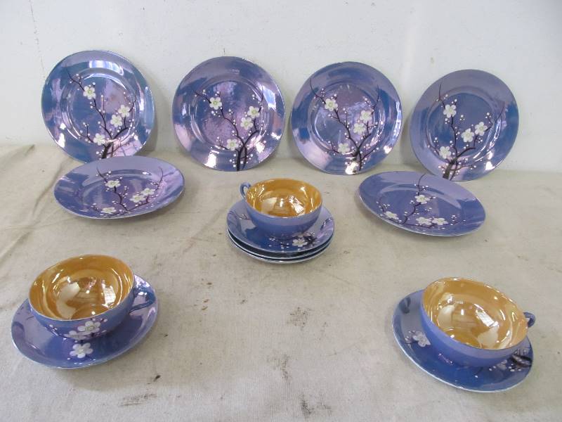 lot 24 image: Set of Vintage Blue & Orange Lustreware