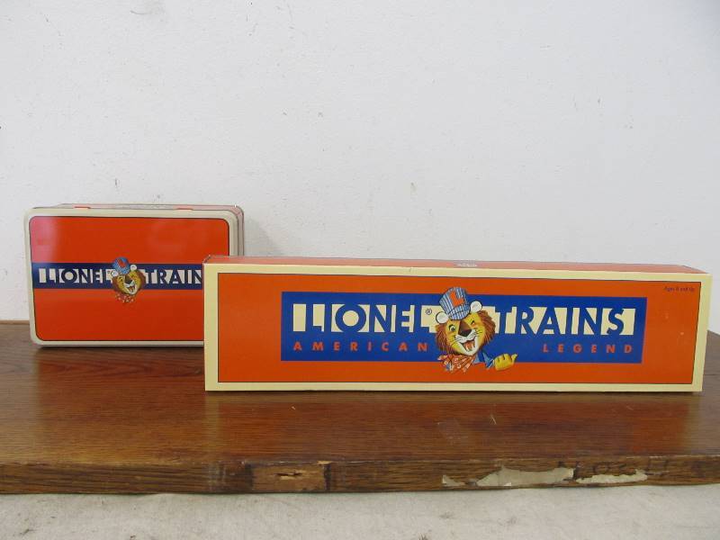 lot 27 image: BRAND NEW Lionel Collector Trains