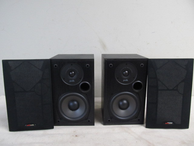 Pair Of Working Polk Audio R15 Bookshelf Speakers Large Little