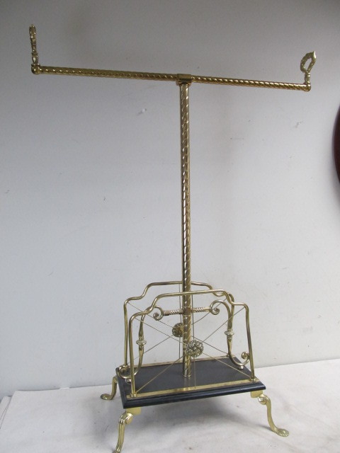 lot 60 image: Old Vintage Ornate Brass Train Car Towel Stand