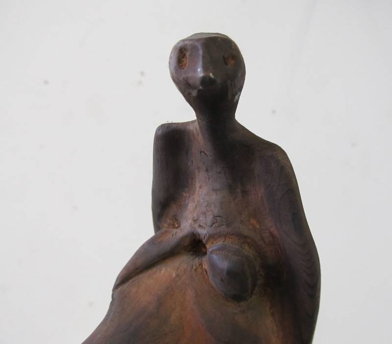 lot 42 image: Vintage Folk Art Hand Carved Figural Walking Stick