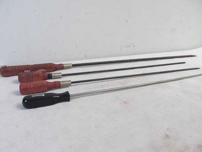 lot 91 image: 4 EXTRA LONG Screwdrivers