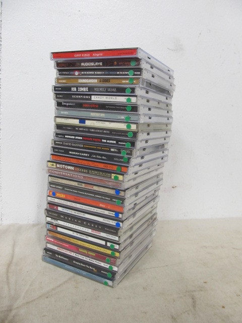 lot 109 image: Approx 30 Mixed GenrePopular Music CDs