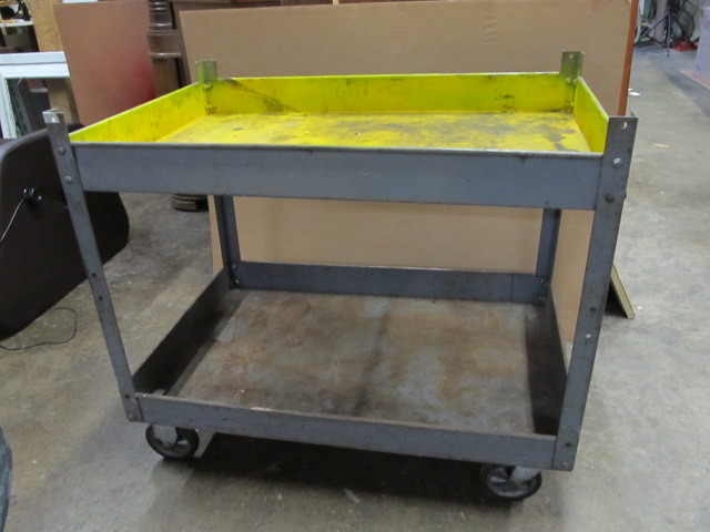 lot 187 image: Industrial Steel EDSAL Rolling Cart