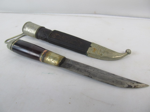lot 143 image: VintageAntique SIGNED Scandinavian Knife 