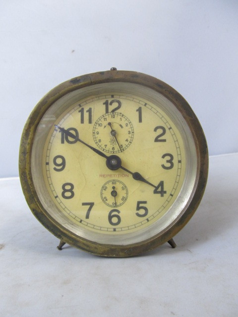 lot 147 image: Vintage Brass JUNGANS Repetition Alarm Clock