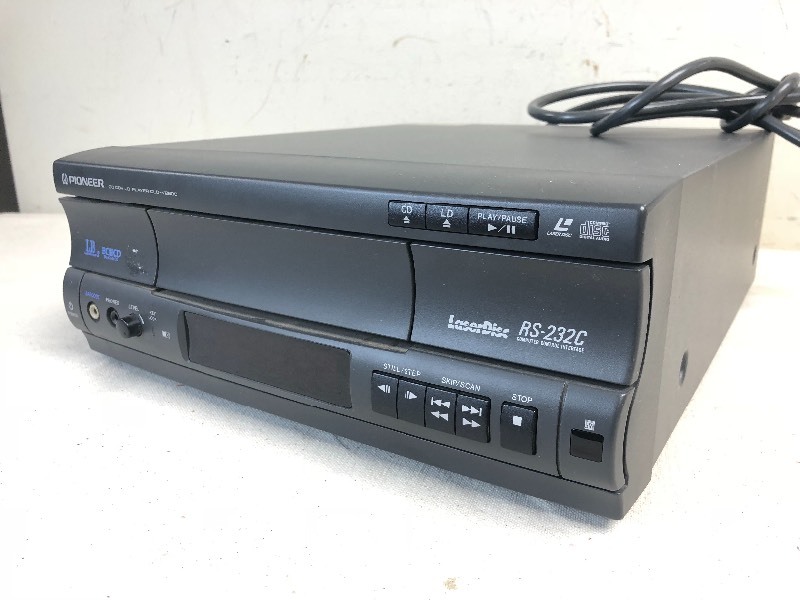 lot 219 image: Working PIONEER Laserdisc Player