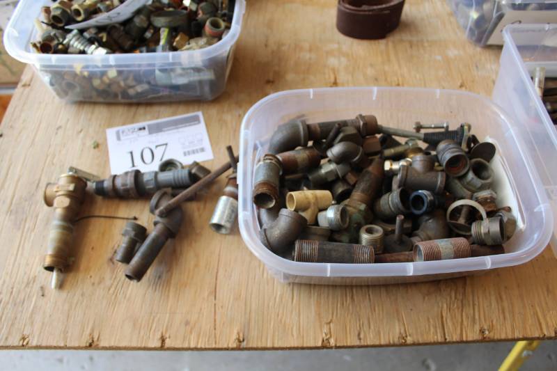 lot 107 image: Pipe Connectors, Adapters