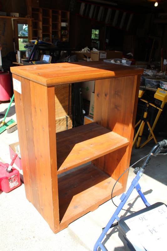 lot 114 image: Wood Stand w 2-Shelves