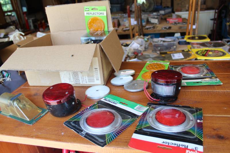 lot 34 image: Automotive Reflectors, Taillights, Xenon Lights