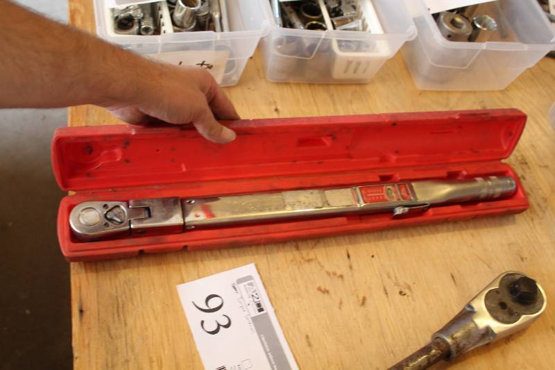 lot 93 image: Snap-on Torque Wrench w Case