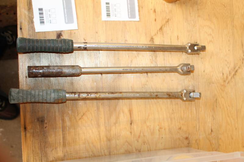 lot 90 image: Lot of (3) Socket Wrenches