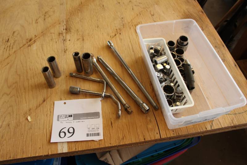 lot 69 image: Sockets, Extensions