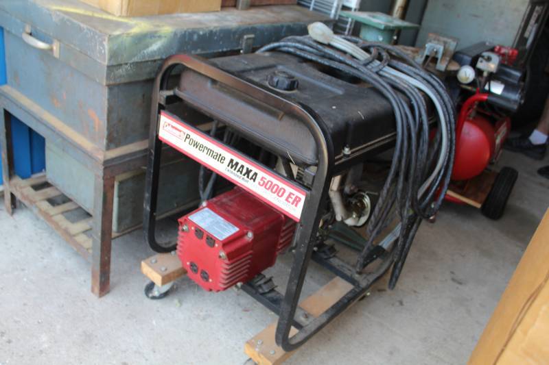 lot 3 image: Coleman Powermate MAXA 5000 ER Extended Run Electric Generator