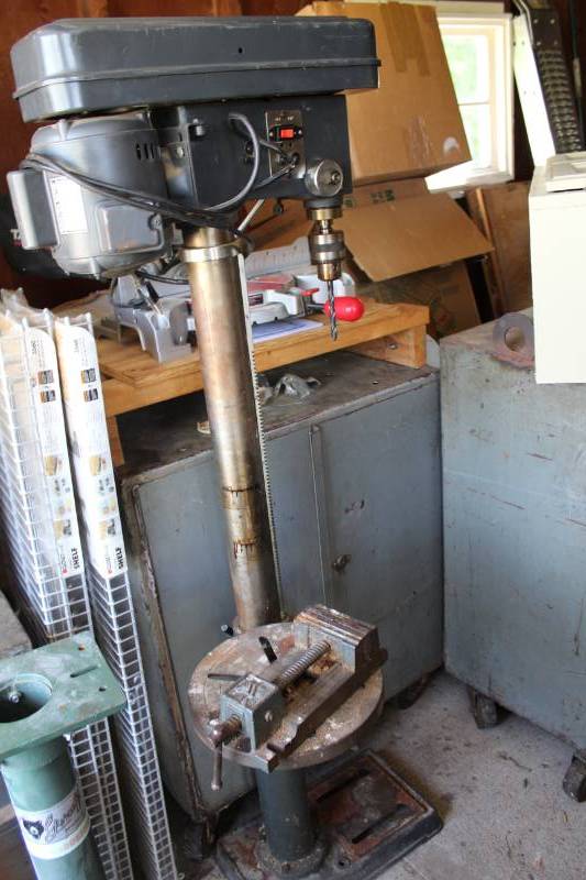 lot 4 image: 1988 Chicago Force Heavy Duty Floor Drill Press w Induction Motor