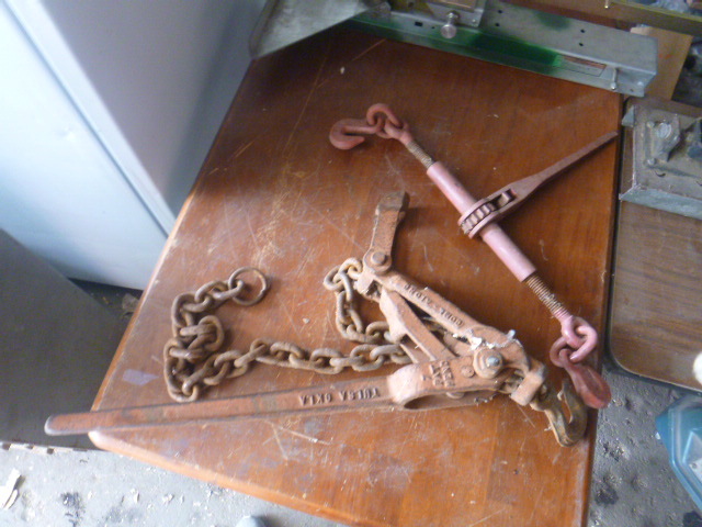 lot 11 image: Load Binder and Come-Along