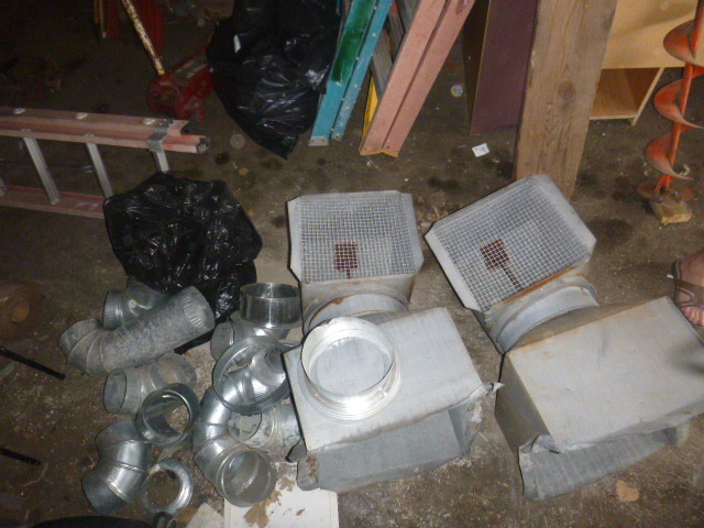 lot 19 image: 2 Vents