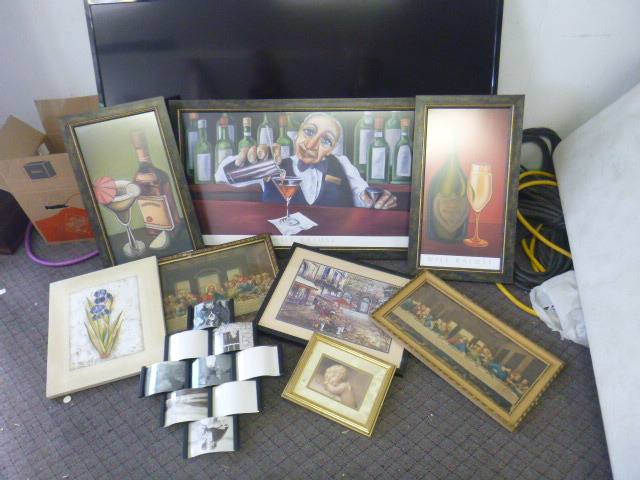 lot 57 image: Artwork
