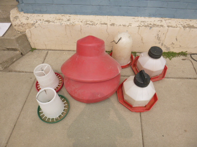 lot 60 image: Chicken Feeders