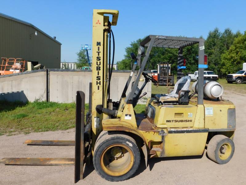 1990 Mitsubishi FG30 Forklift | Herc-U-Lift St.Cloud - September